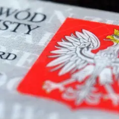 Czy można wziąć chwilówkę na PESEL? Poznaj fakty i zagrożenia